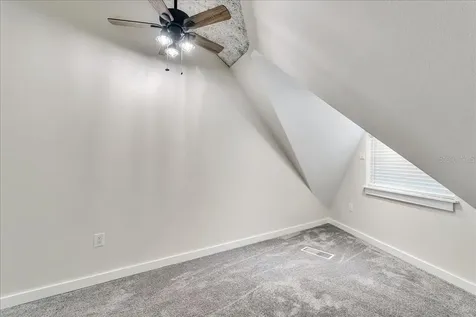 10424 Lyons Avenue Lithia FL 33547