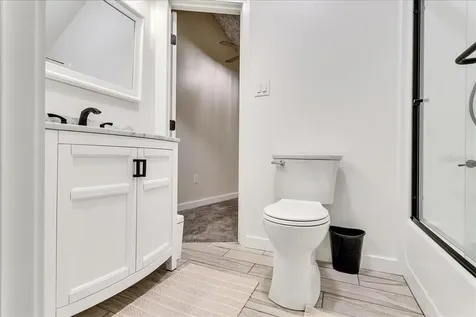 10424 Lyons Avenue Lithia FL 33547