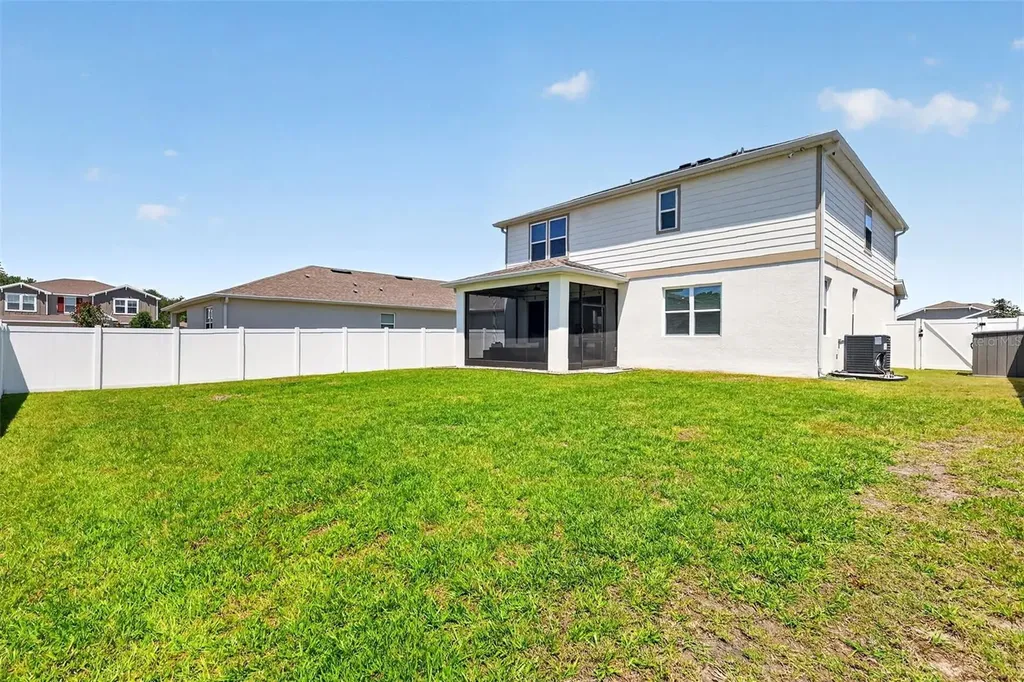 3710 Malad Way Tavares FL 32778