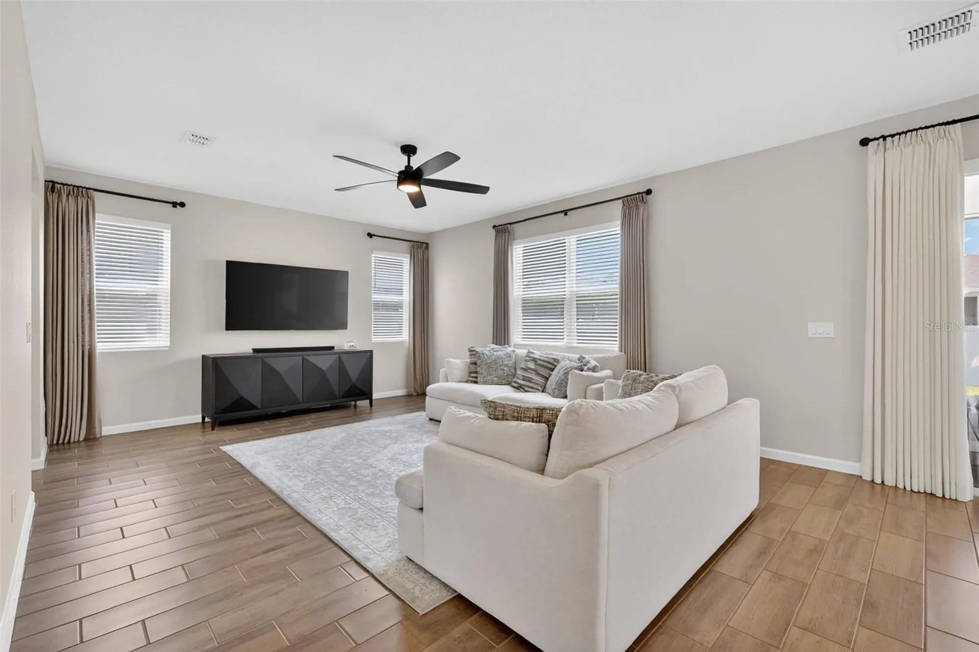 3710 Malad Way Tavares FL 32778