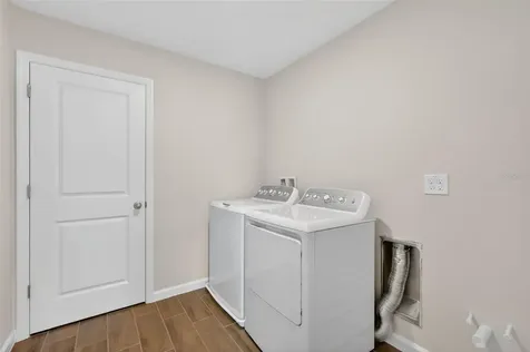 3710 Malad Way Tavares FL 32778