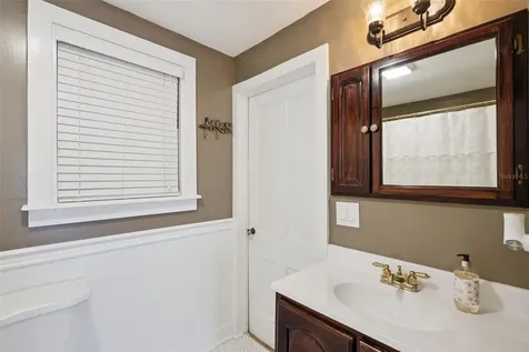 605 E Lakeview Avenue Eustis FL 32726