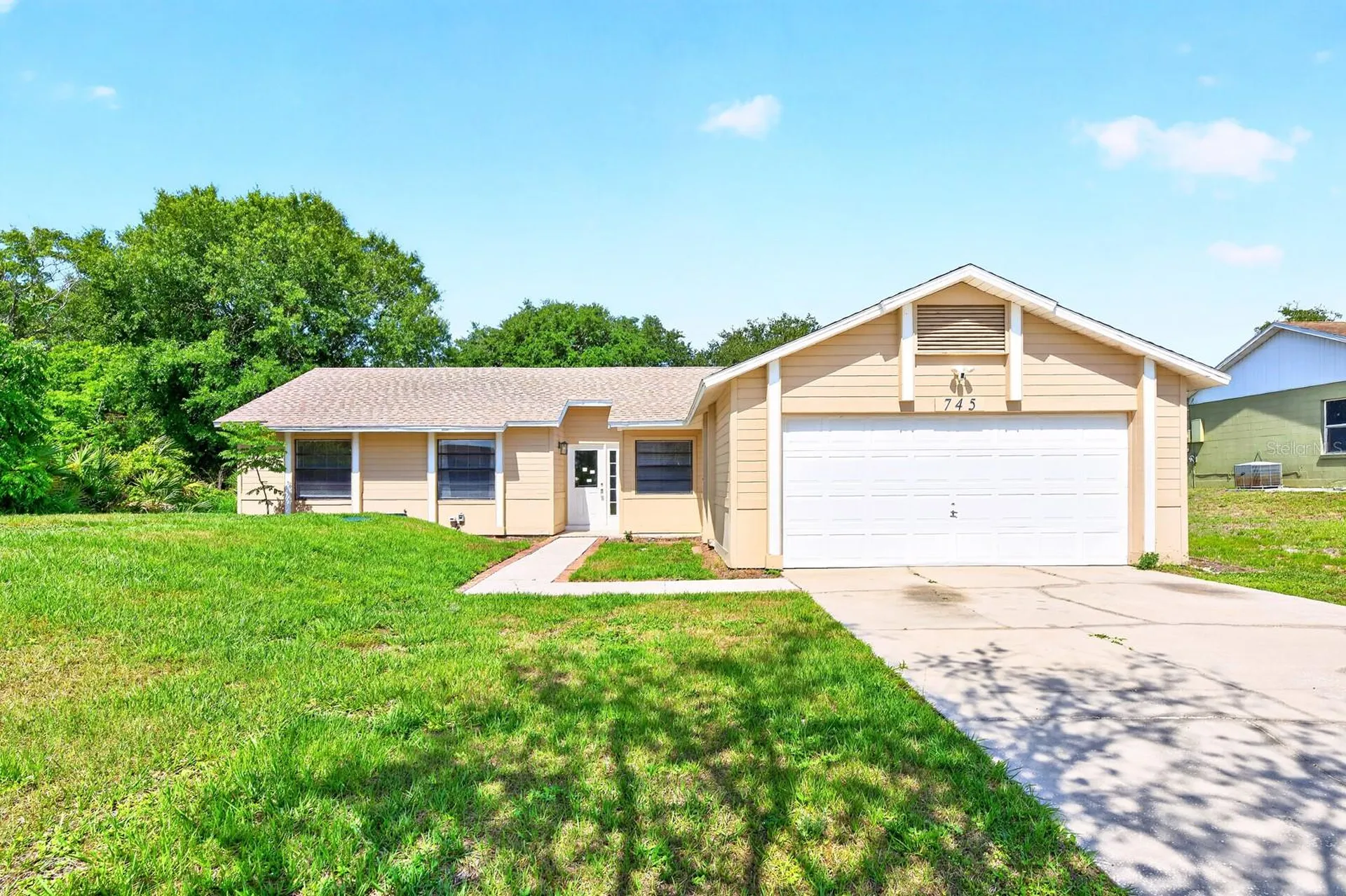 745 Mentmore Circle Deltona FL 32738