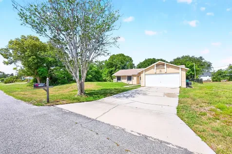 745 Mentmore Circle Deltona FL 32738