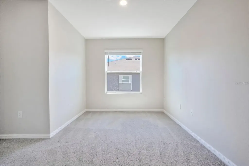5359 Pinecone Court Wildwood FL 34785