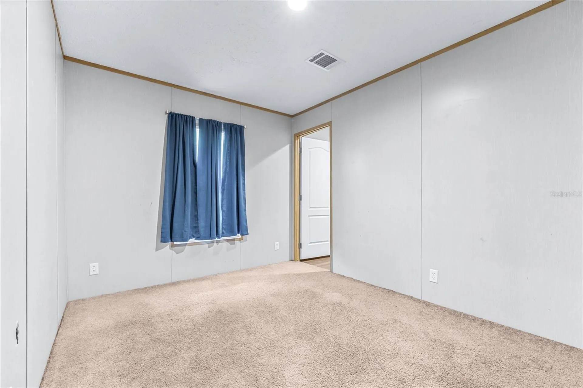 1012 Snowdown E Lakeland FL 33815