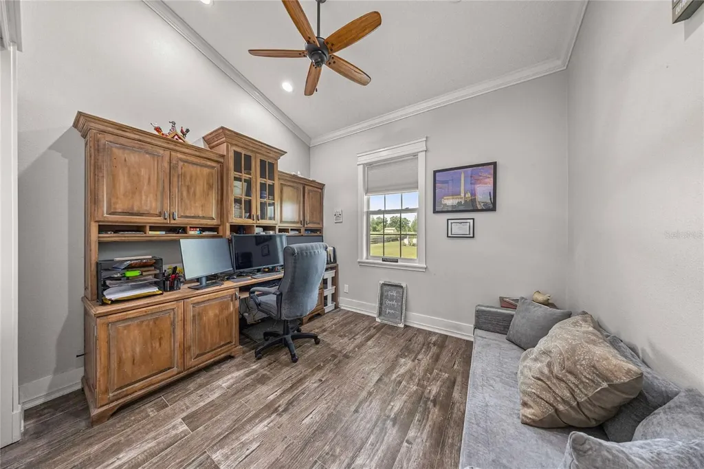 16248 SE Highway 42 Weirsdale FL 32195