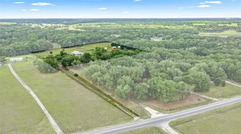 16248 SE Highway 42 Weirsdale FL 32195