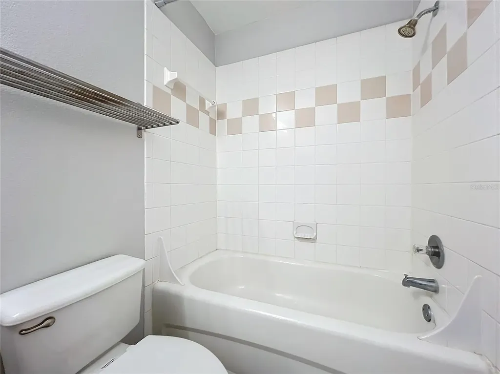 6572 Swissco Drive Orlando FL 32822