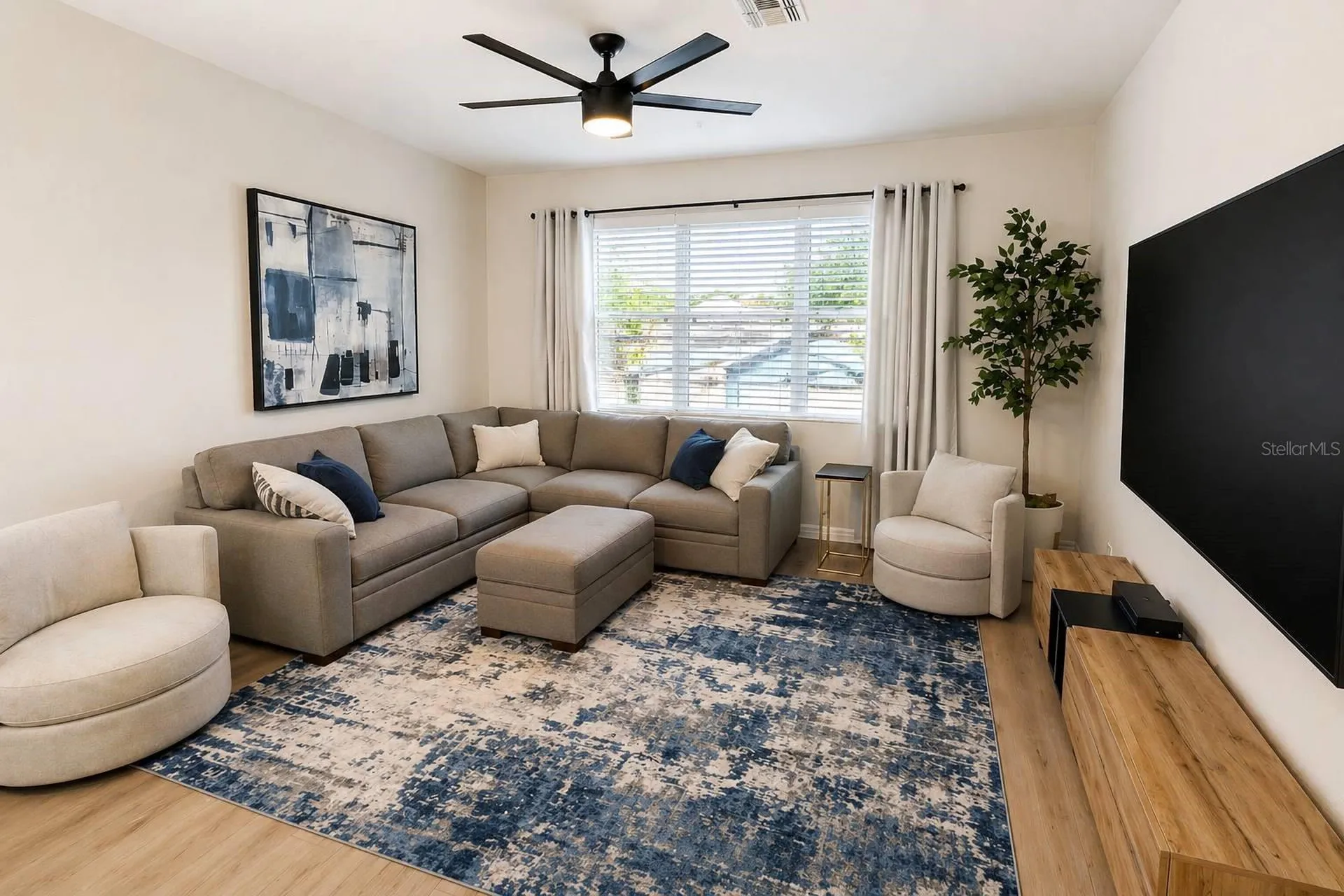 330 Lang Court N St Petersburg FL 33701