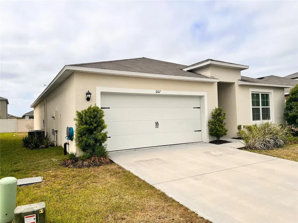 1267 Iguana Loop Davenport FL 33897