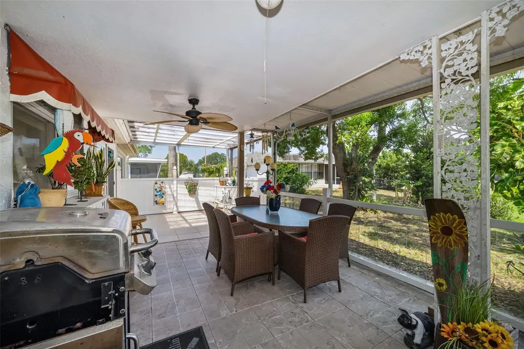 3325 Honeymoon Lane Holiday FL 34691