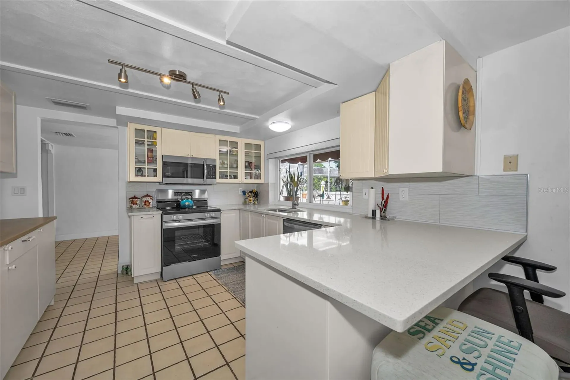 3325 Honeymoon Lane Holiday FL 34691