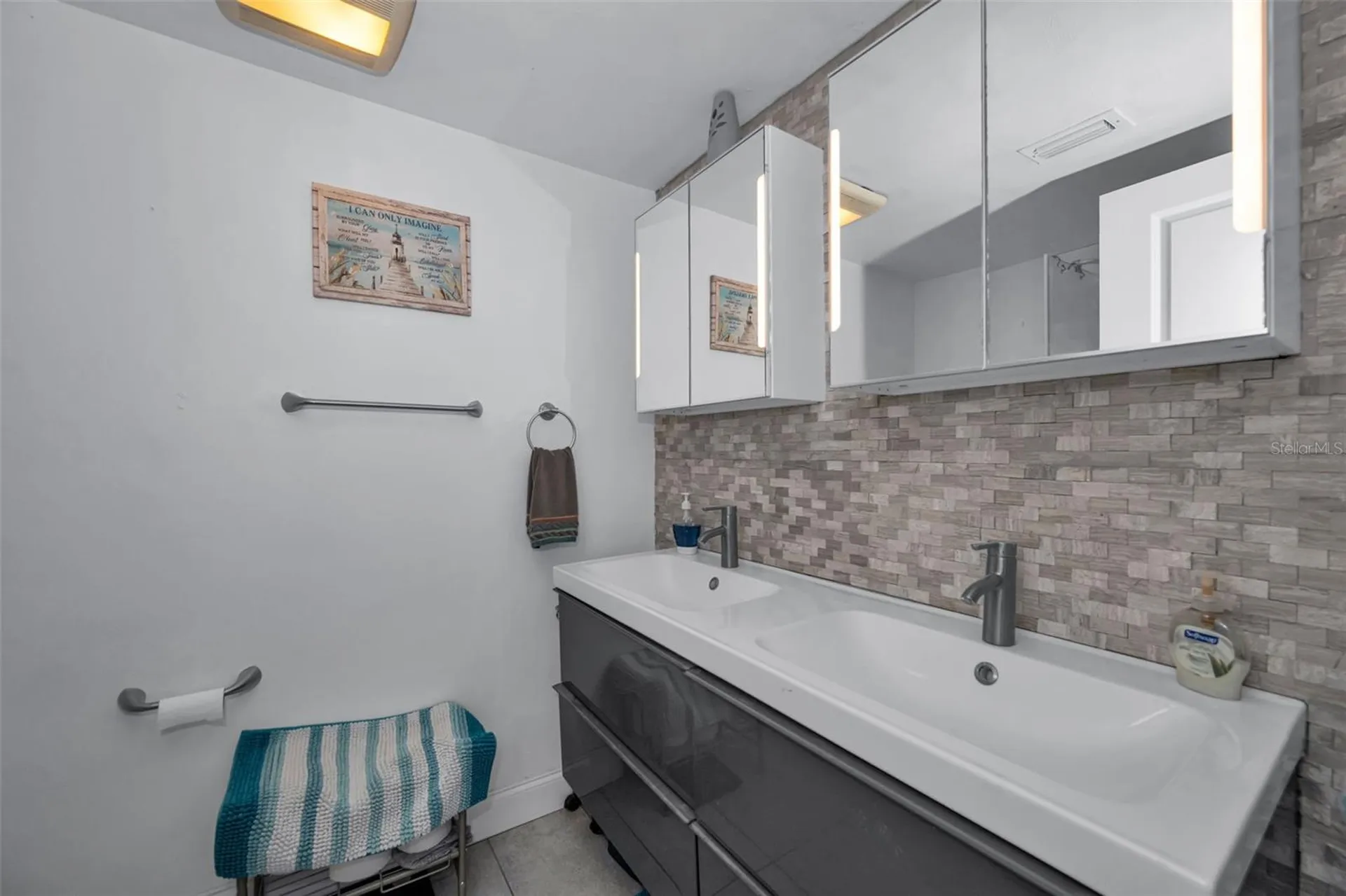 3325 Honeymoon Lane Holiday FL 34691