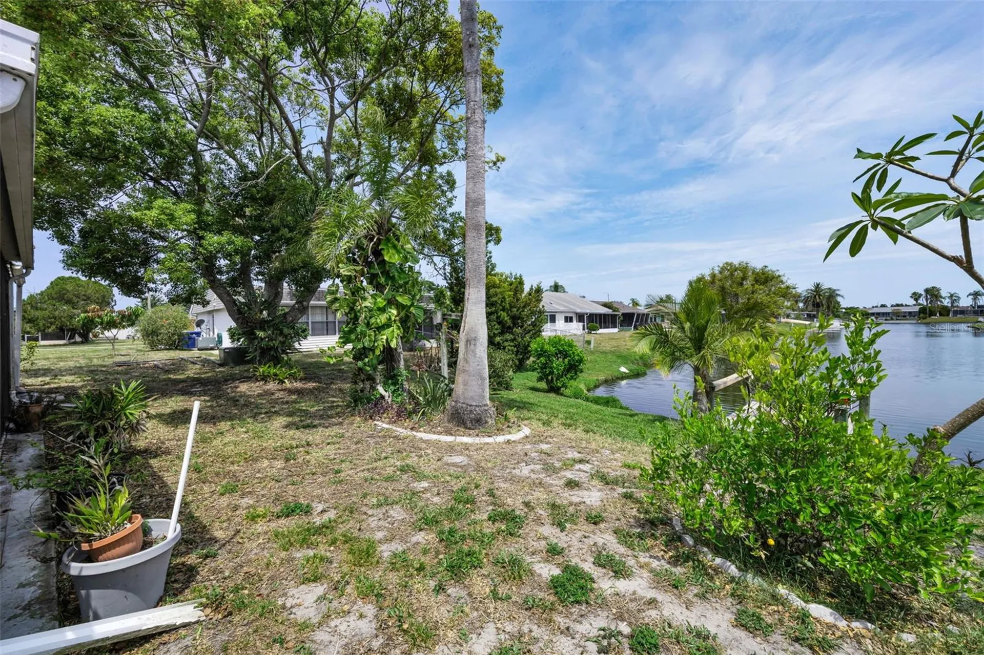 3325 Honeymoon Lane Holiday FL 34691