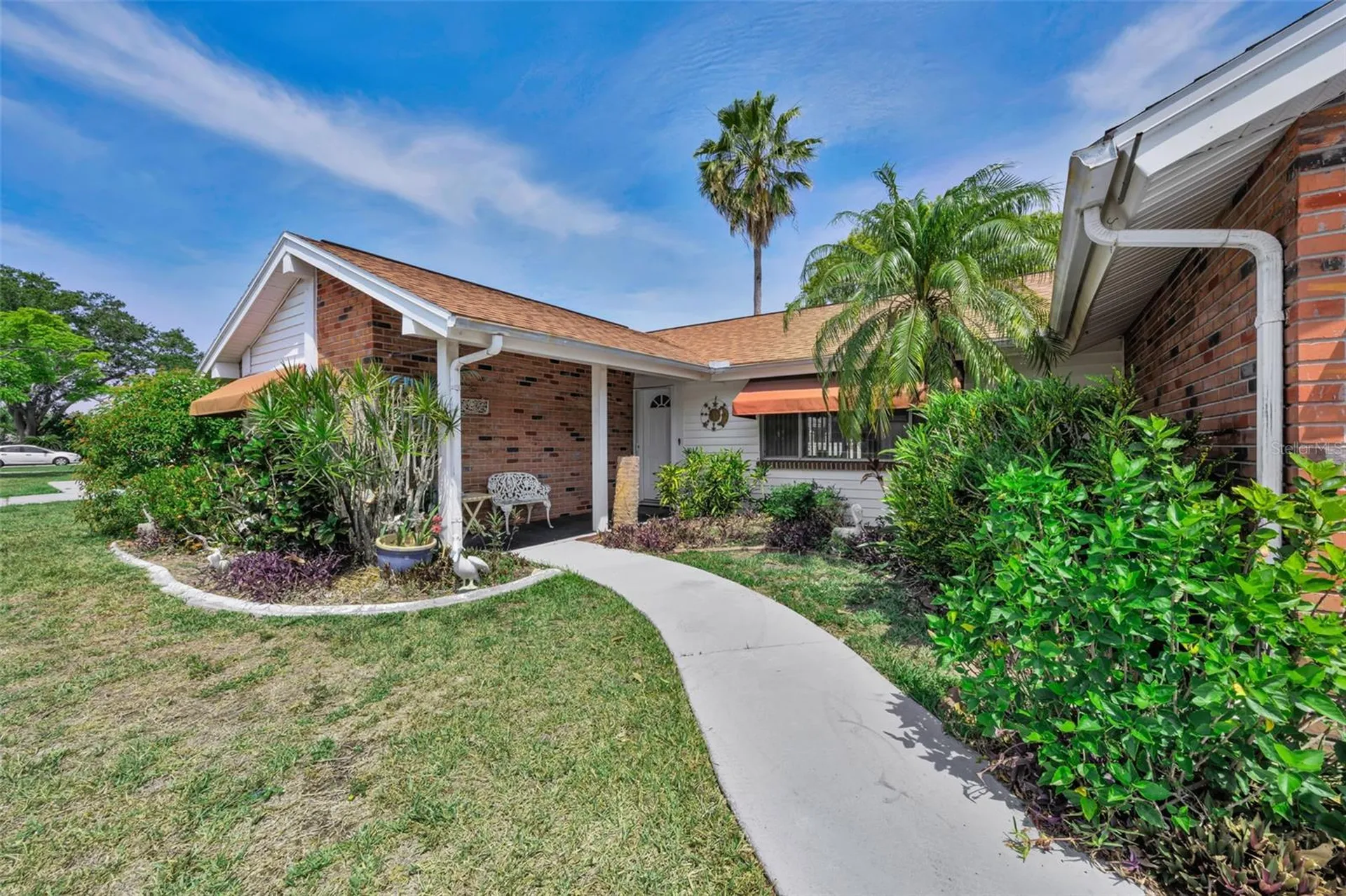 3325 Honeymoon Lane Holiday FL 34691