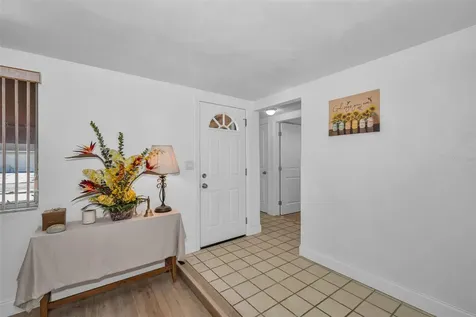 3325 Honeymoon Lane Holiday FL 34691
