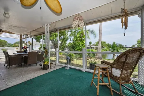 3325 Honeymoon Lane Holiday FL 34691
