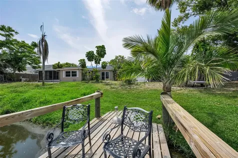 3325 Honeymoon Lane Holiday FL 34691