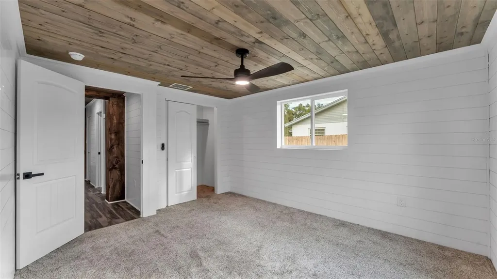 127 Colonial Drive Auburndale FL 33823