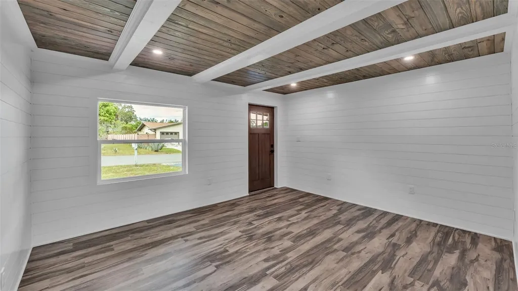 127 Colonial Drive Auburndale FL 33823