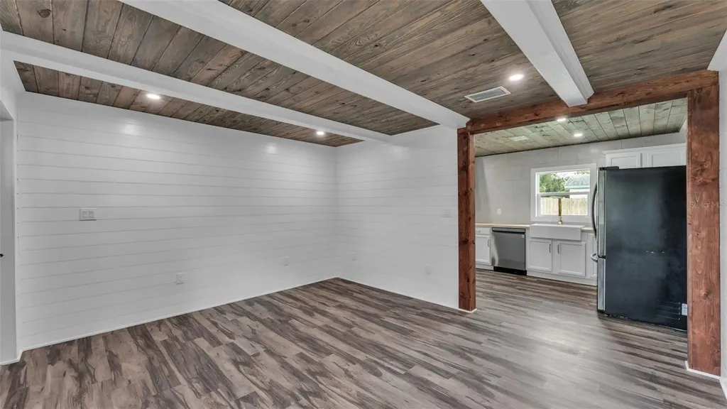 127 Colonial Drive Auburndale FL 33823