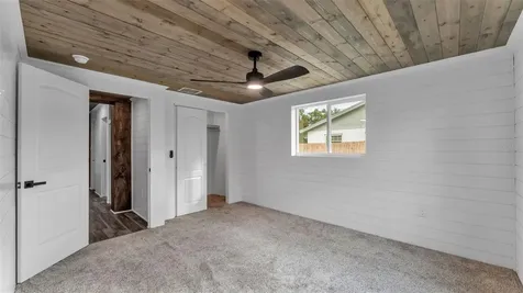 127 Colonial Drive Auburndale FL 33823