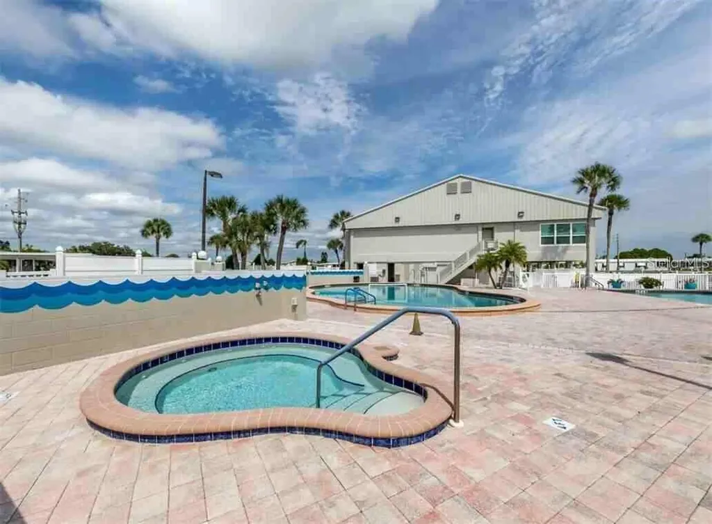 717 Riverview Circle North Port FL 34287