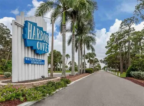717 Riverview Circle North Port FL 34287