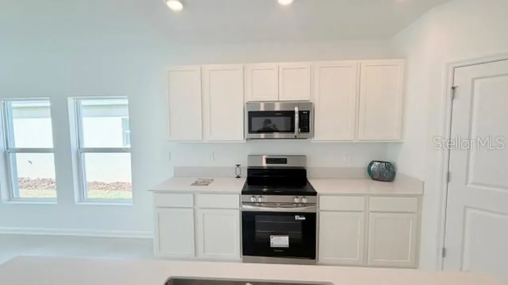 287 Puma Loop Groveland FL 34736
