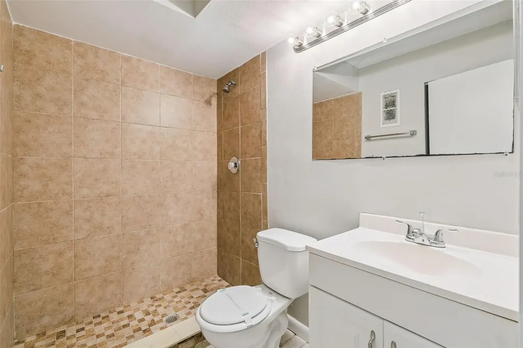 4836 Marks Terrace Orlando FL 32811