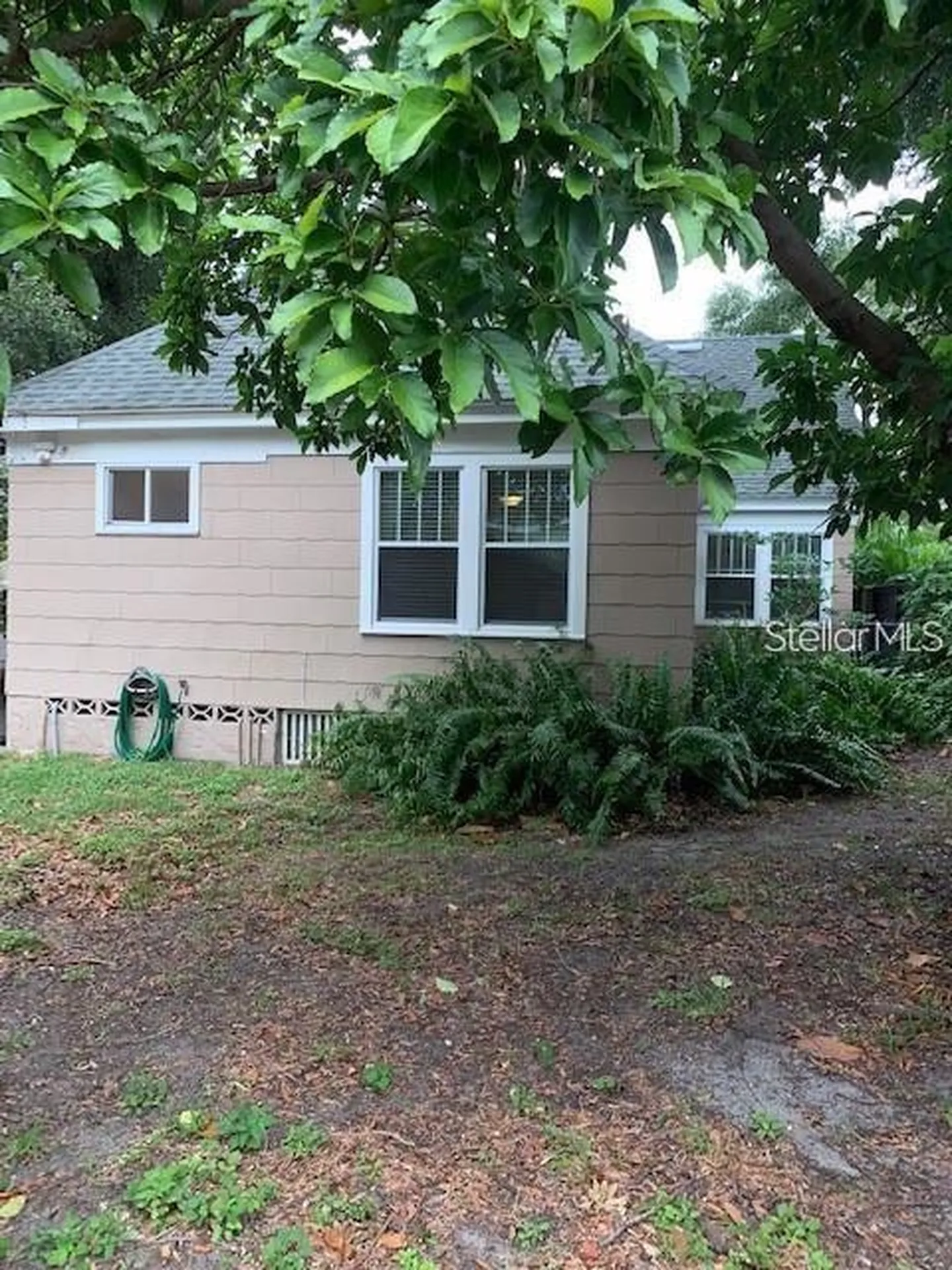 310 15th Avenue N St Petersburg FL 33704