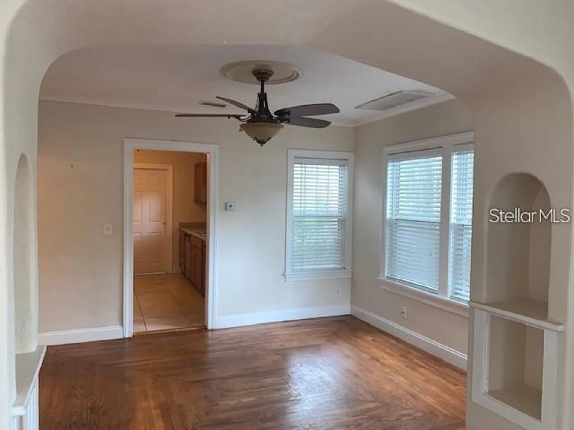 310 15th Avenue N St Petersburg FL 33704