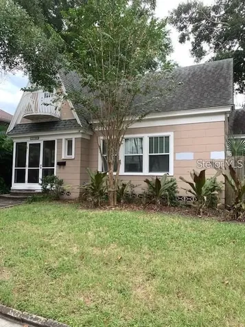 310 15th Avenue N St Petersburg FL 33704
