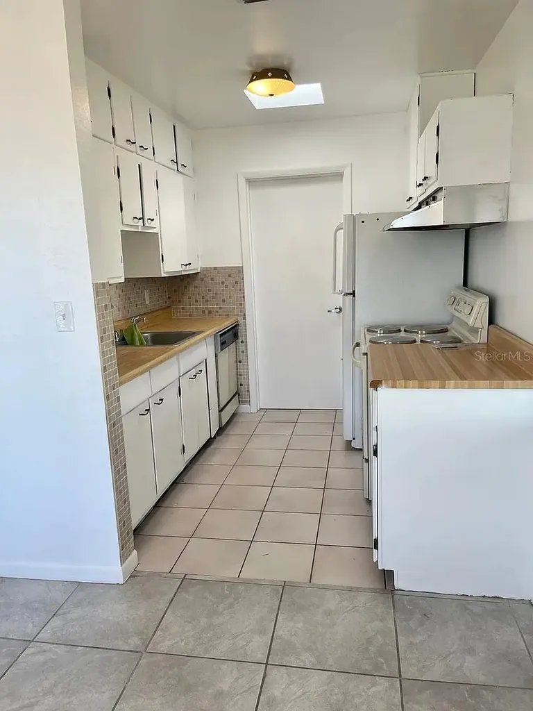 22086 Beverly Avenue Port Charlotte FL 33952