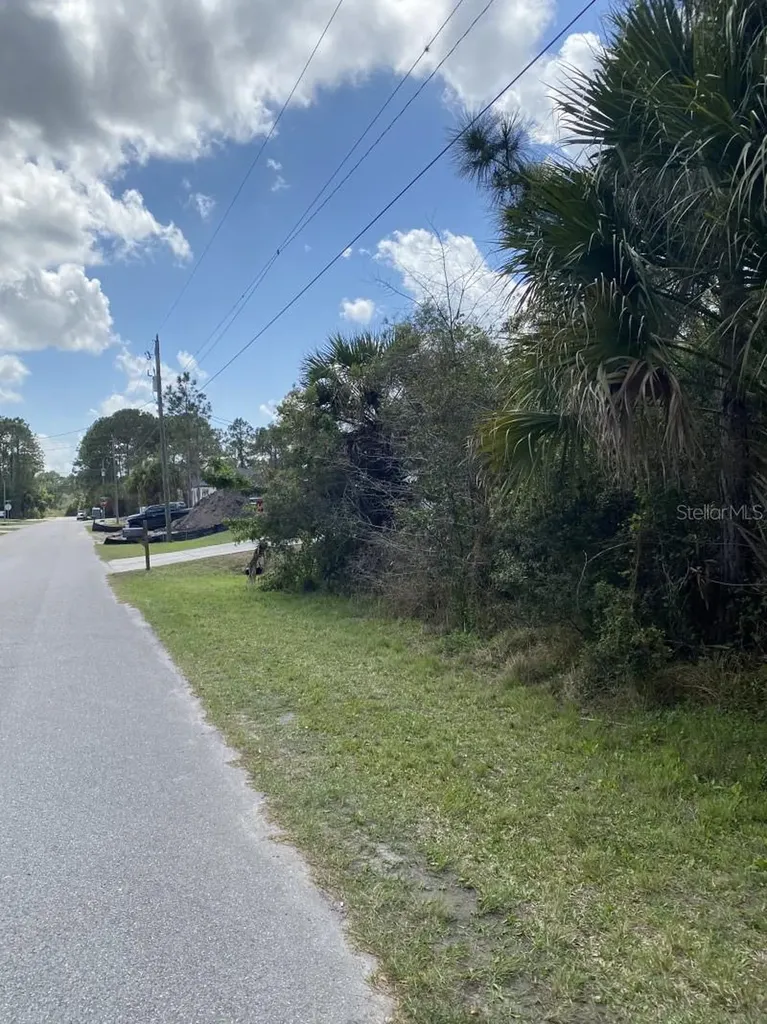 2470 Wenona Drive North Port FL 34288
