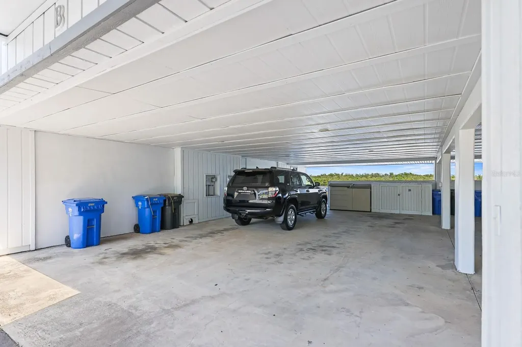 821 Bahia Del Sol Drive Ruskin FL 33570