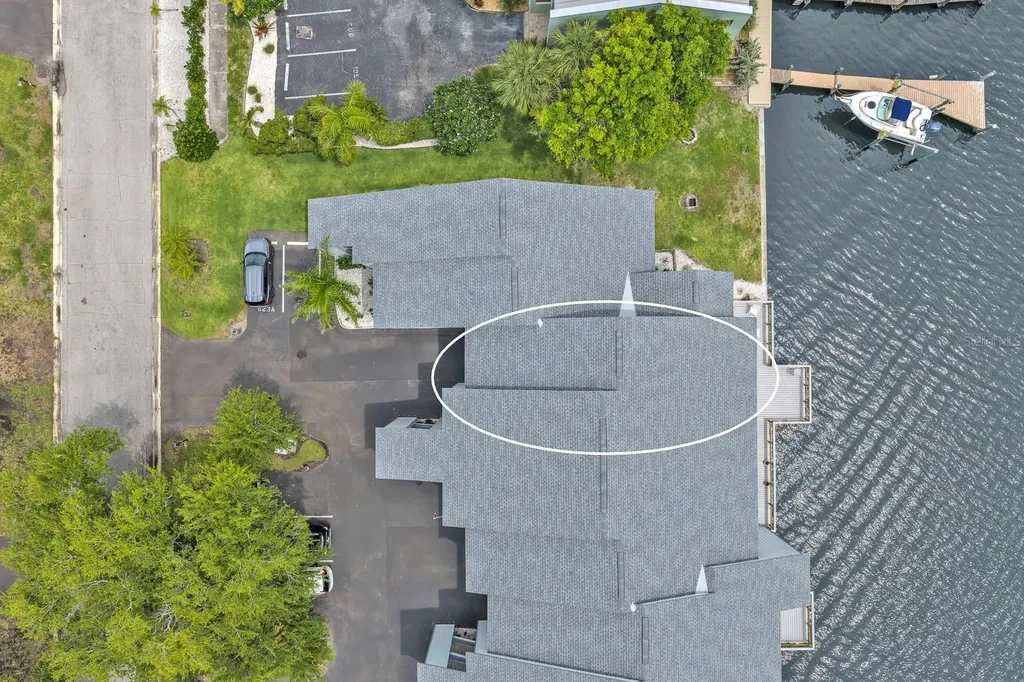 821 Bahia Del Sol Drive Ruskin FL 33570