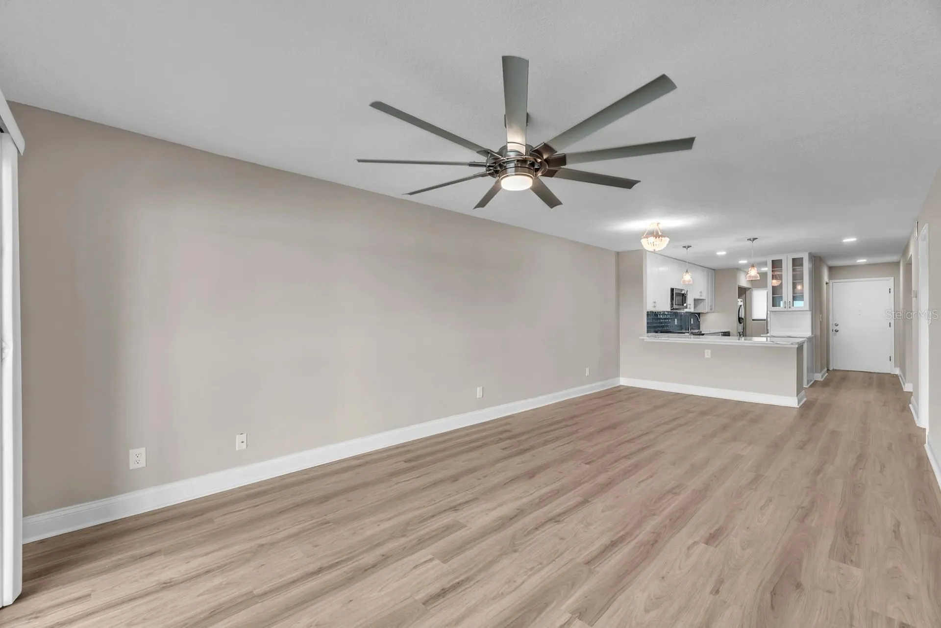 821 Bahia Del Sol Drive Ruskin FL 33570