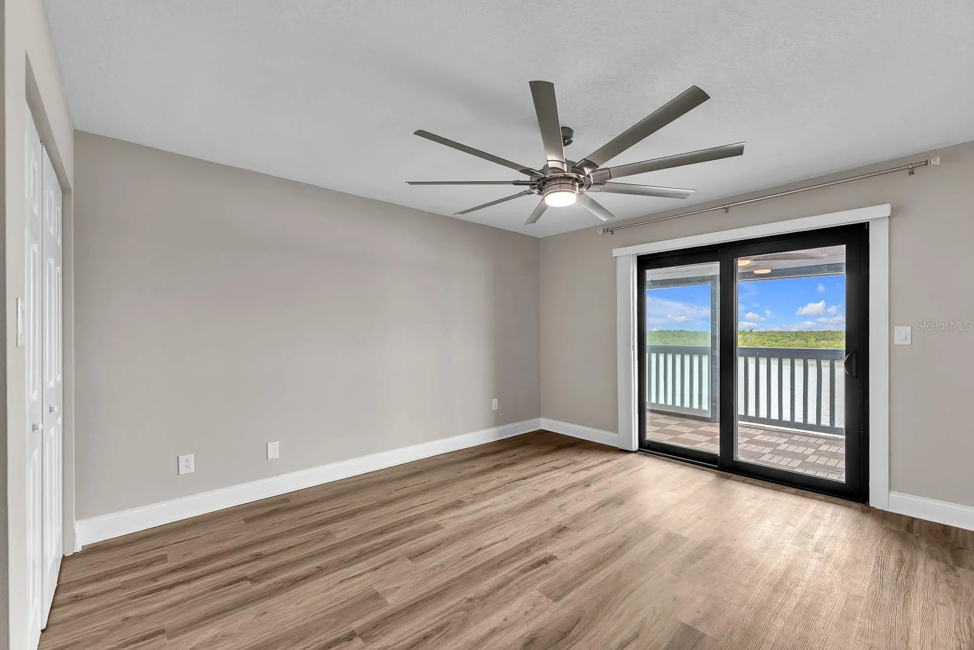 821 Bahia Del Sol Drive Ruskin FL 33570