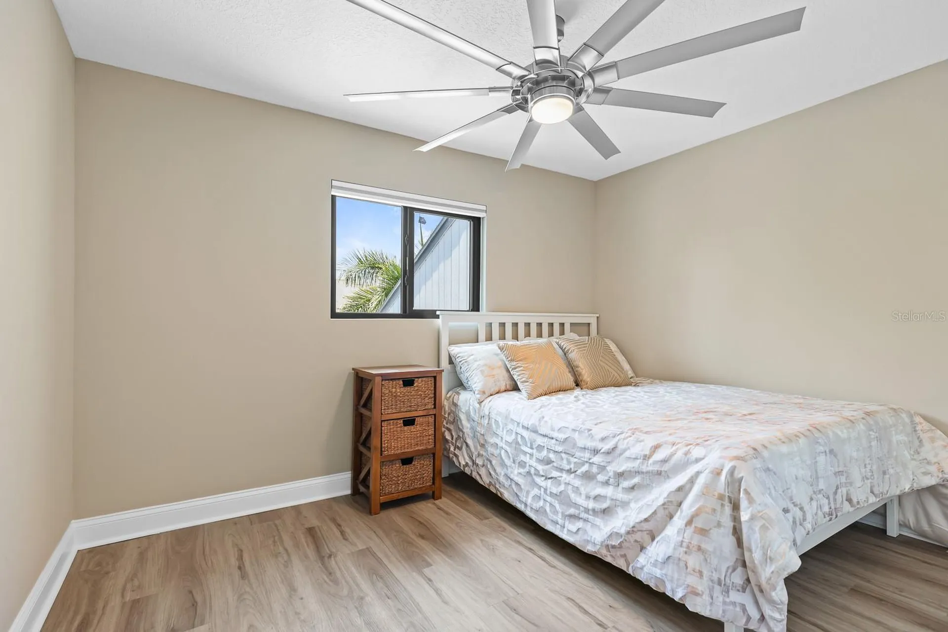 821 Bahia Del Sol Drive Ruskin FL 33570