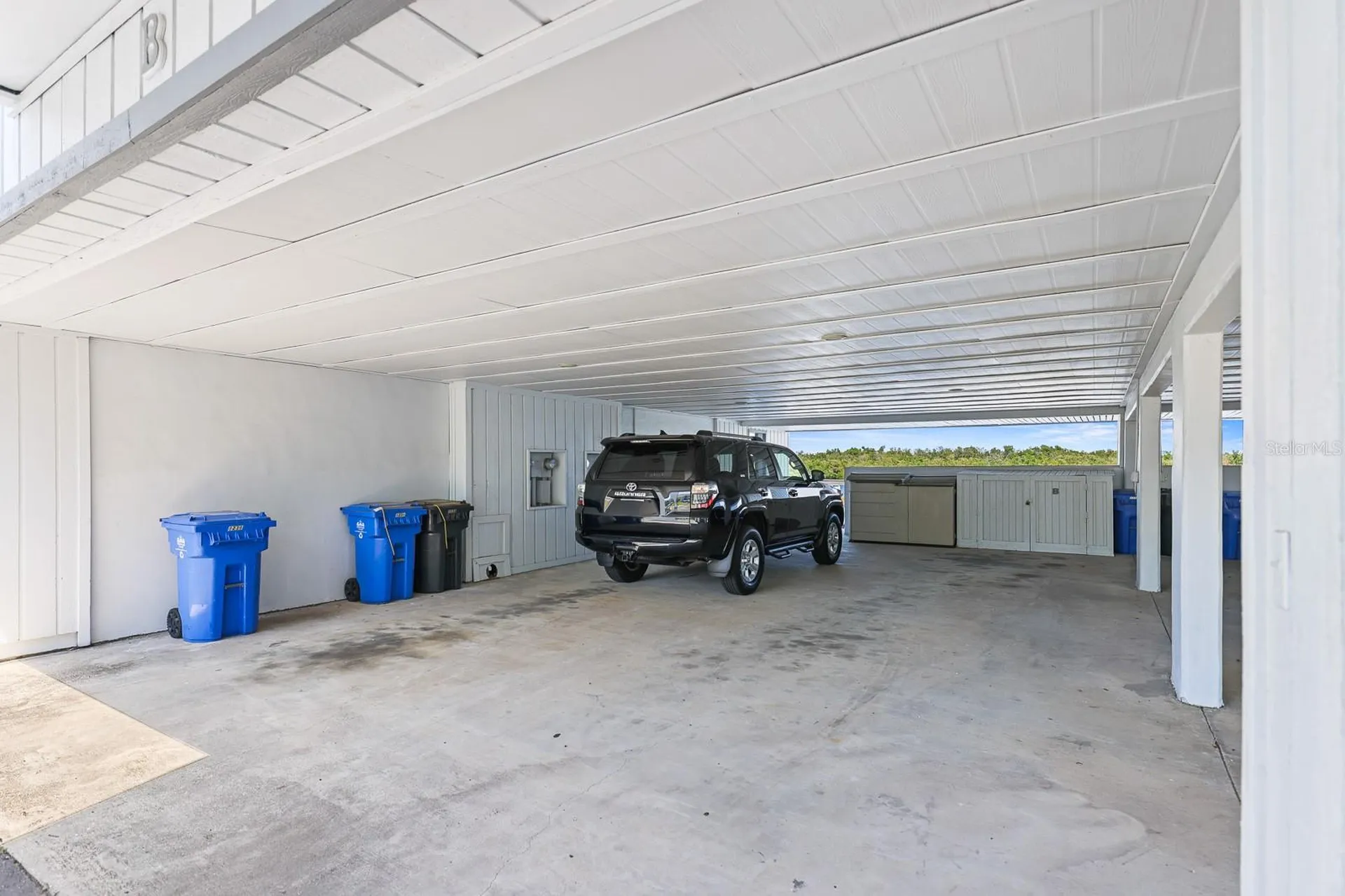 821 Bahia Del Sol Drive Ruskin FL 33570