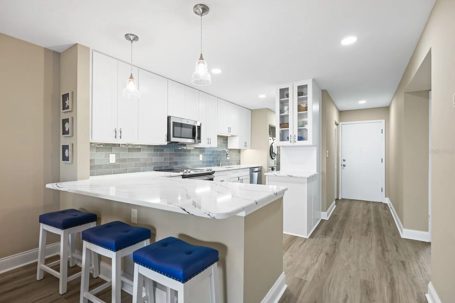 821 Bahia Del Sol Drive Ruskin FL 33570