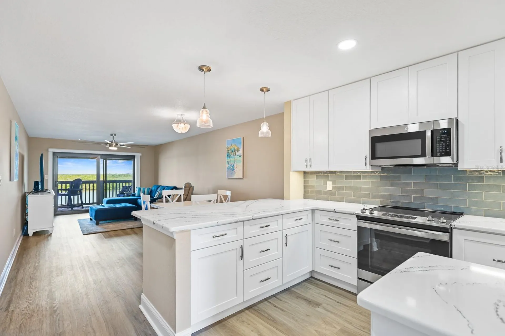 821 Bahia Del Sol Drive Ruskin FL 33570