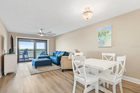 821 Bahia Del Sol Drive Ruskin FL 33570