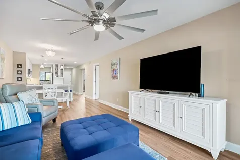 821 Bahia Del Sol Drive Ruskin FL 33570