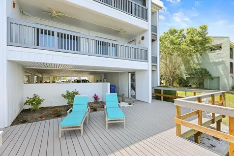 821 Bahia Del Sol Drive Ruskin FL 33570