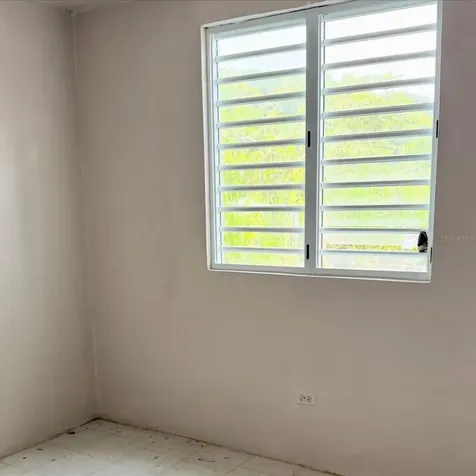 J-4 9 St Villa Borinquen Lares PR 00669