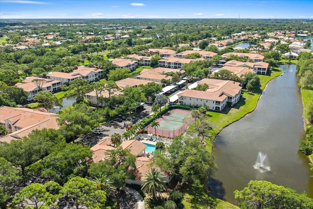 4244 Central Sarasota Parkway Sarasota FL 34238