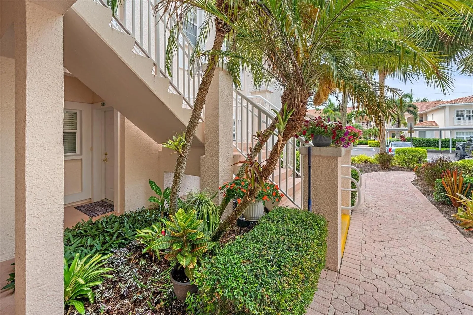 4244 Central Sarasota Parkway Sarasota FL 34238